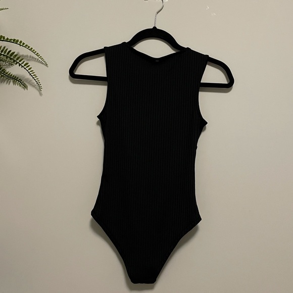 H&M Bodysuit - Picture 3 of 3